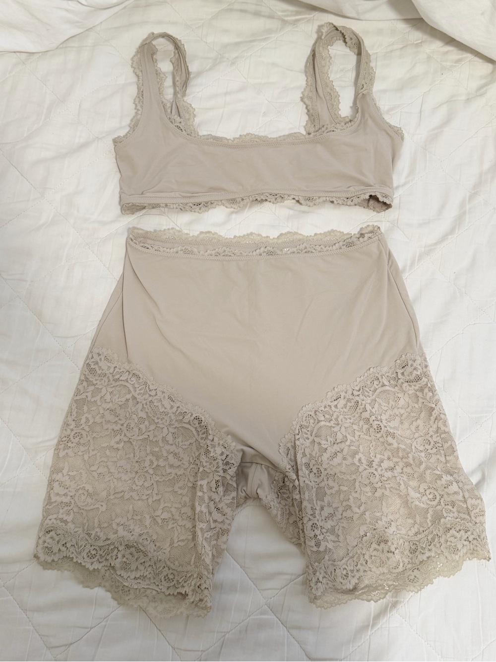 SKIMS Lace-Trim High-Waist Shaping Short & Bralette Set - Beige